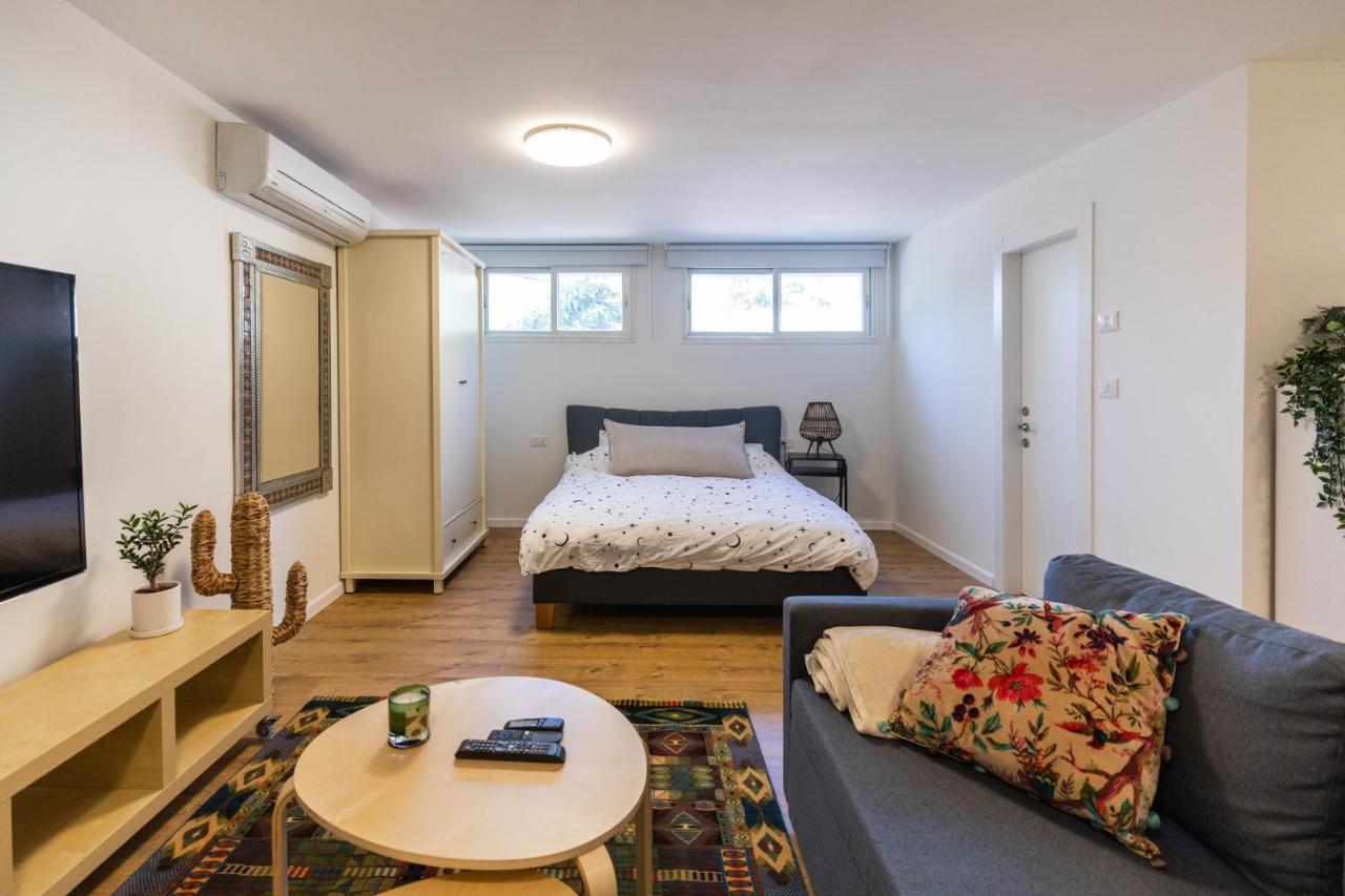 Sheba-Shik Studio Apartment: Tel Hashomer Charm Ramat Gan Exterior photo