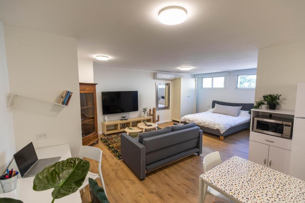 Sheba-Shik Studio Apartment: Tel Hashomer Charm Ramat Gan Exterior photo
